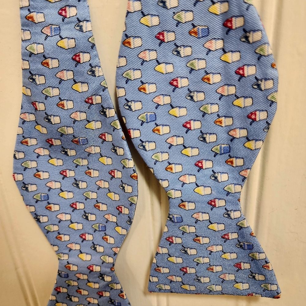 NOLA Couture Shaved Ice Bowtie